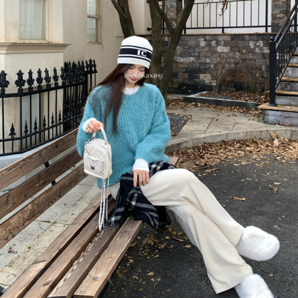 Blue V-Neck Loose Soft Knit Sweater for Women Long Sleeve Knit Top