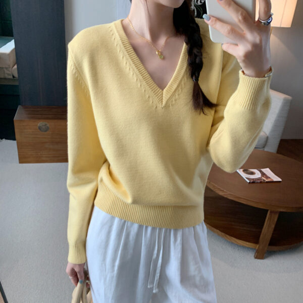 Relaxed Loose Fit V-Neck Long Sleeve Knit Sweater for Women